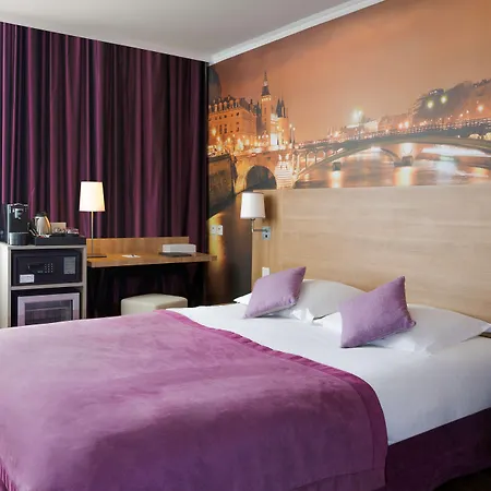 Western Rives De Paris La Defense מלון קורבוו