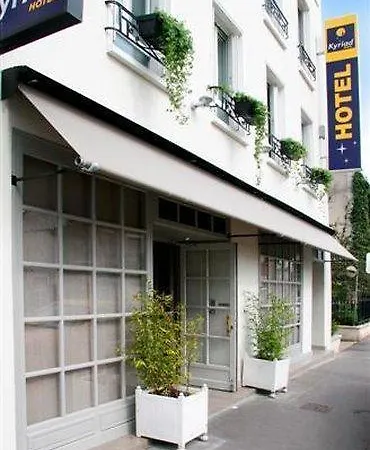 Western Rives De Paris La Defense מלון