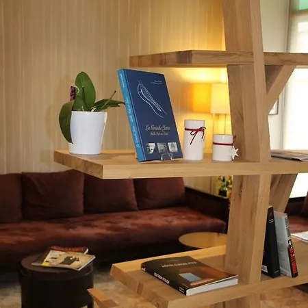 Western Rives De Paris La Defense Hotel 3*