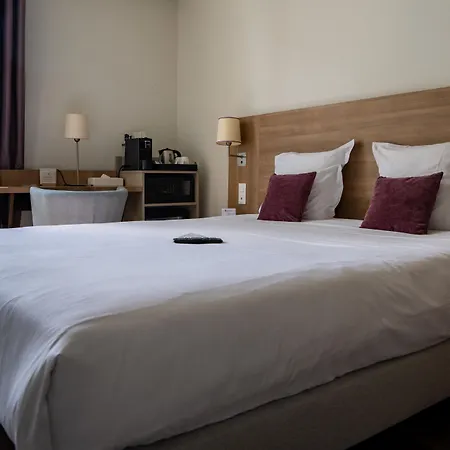 Western Rives De Paris La Defense Hotel Courbevoie