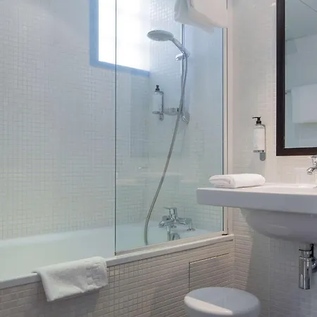 Western Rives De Paris La Defense Hotell Courbevoie