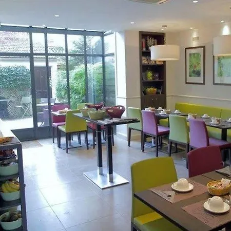 Western Rives De Paris La Defense Hotel
